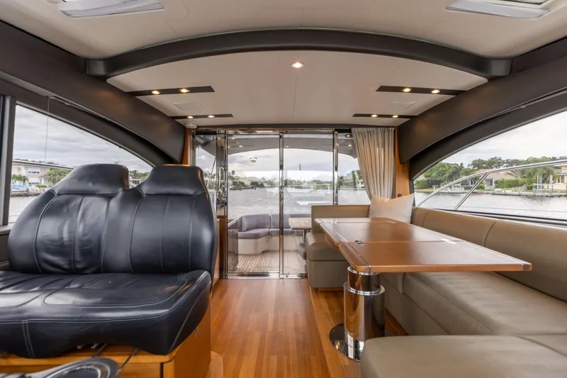 Lisa's Choice Yacht Photos Pics Princess 48 Lisa's Choice - Interior Cabin