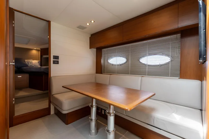 Lisa's Choice Yacht Photos Pics Princess 48 Lisa's Choice - Interior Cabin