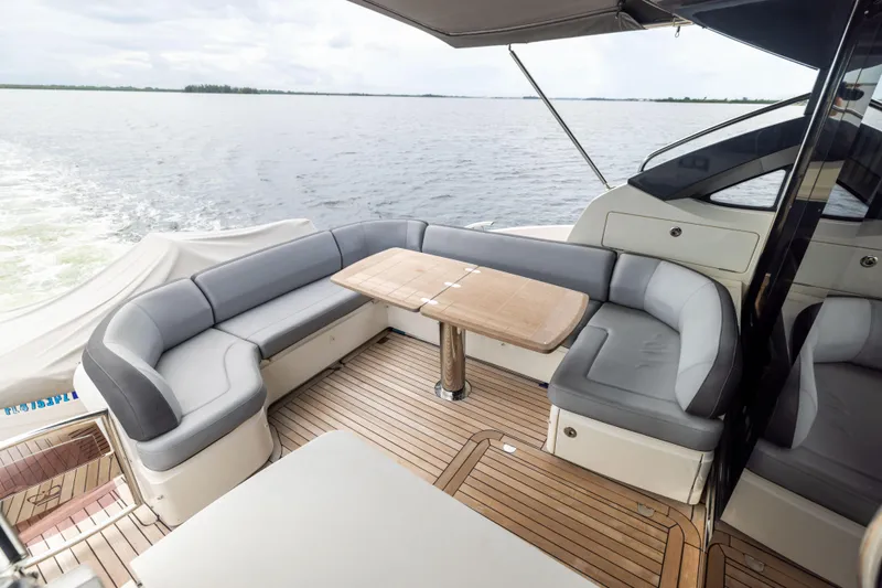 Lisa's Choice Yacht Photos Pics Princess 48 Lisa's Choice - Exterior Aft Deck