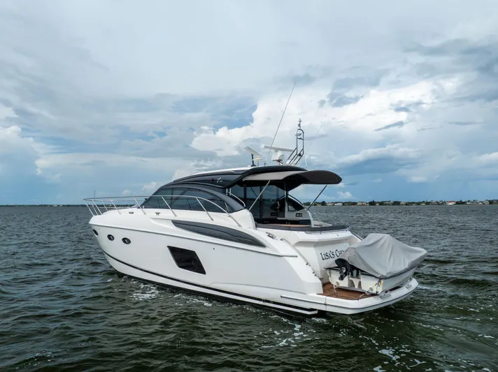 Lisa's Choice Yacht Photos Pics Princess 48 Lisa's Choice - Exterior Profile