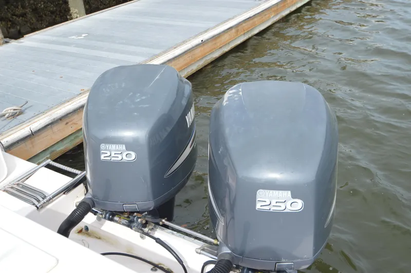 Sweet Life Yacht Photos Pics 