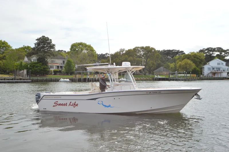 Sweet Life Yacht Photos Pics 