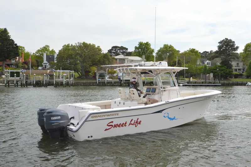 Sweet Life Yacht Photos Pics 