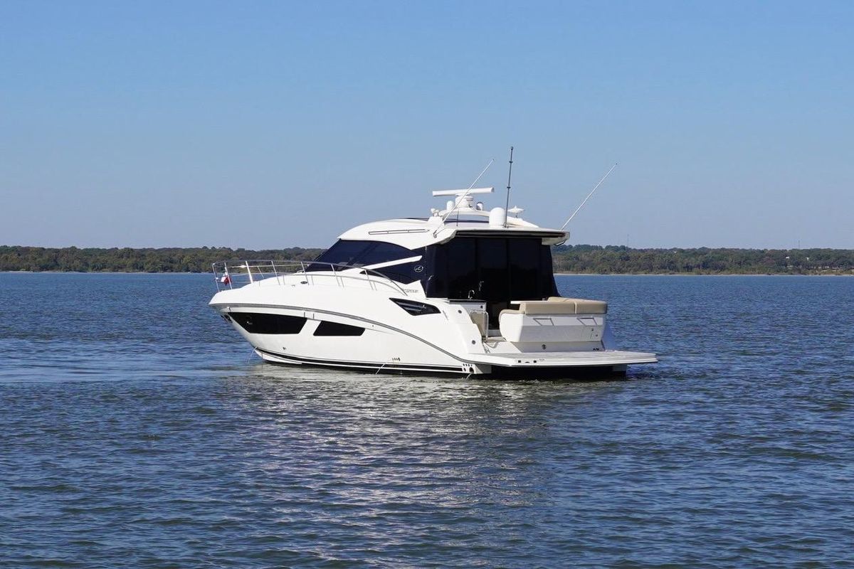 2015 Sea Ray 47 