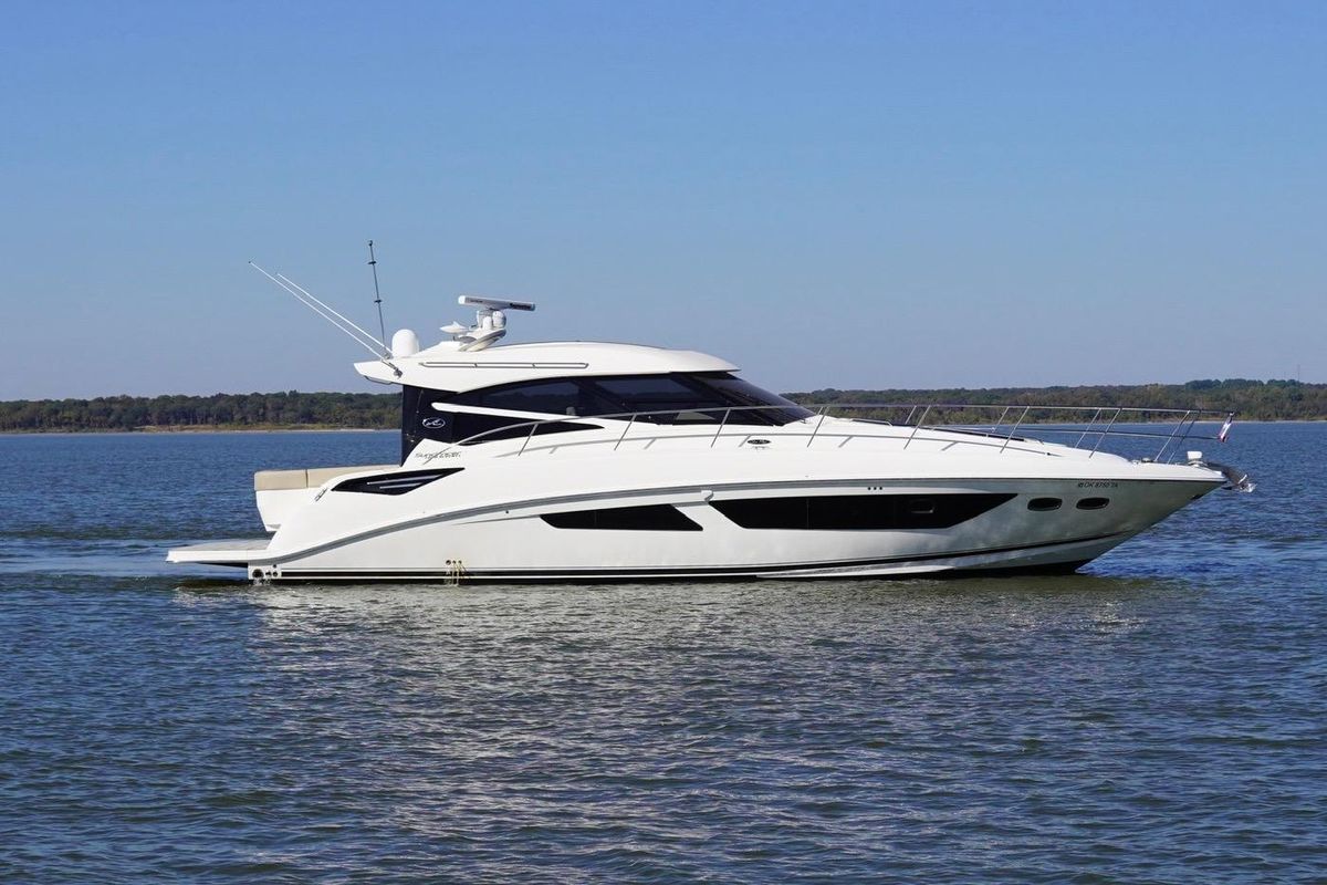 2015 Sea Ray 47 