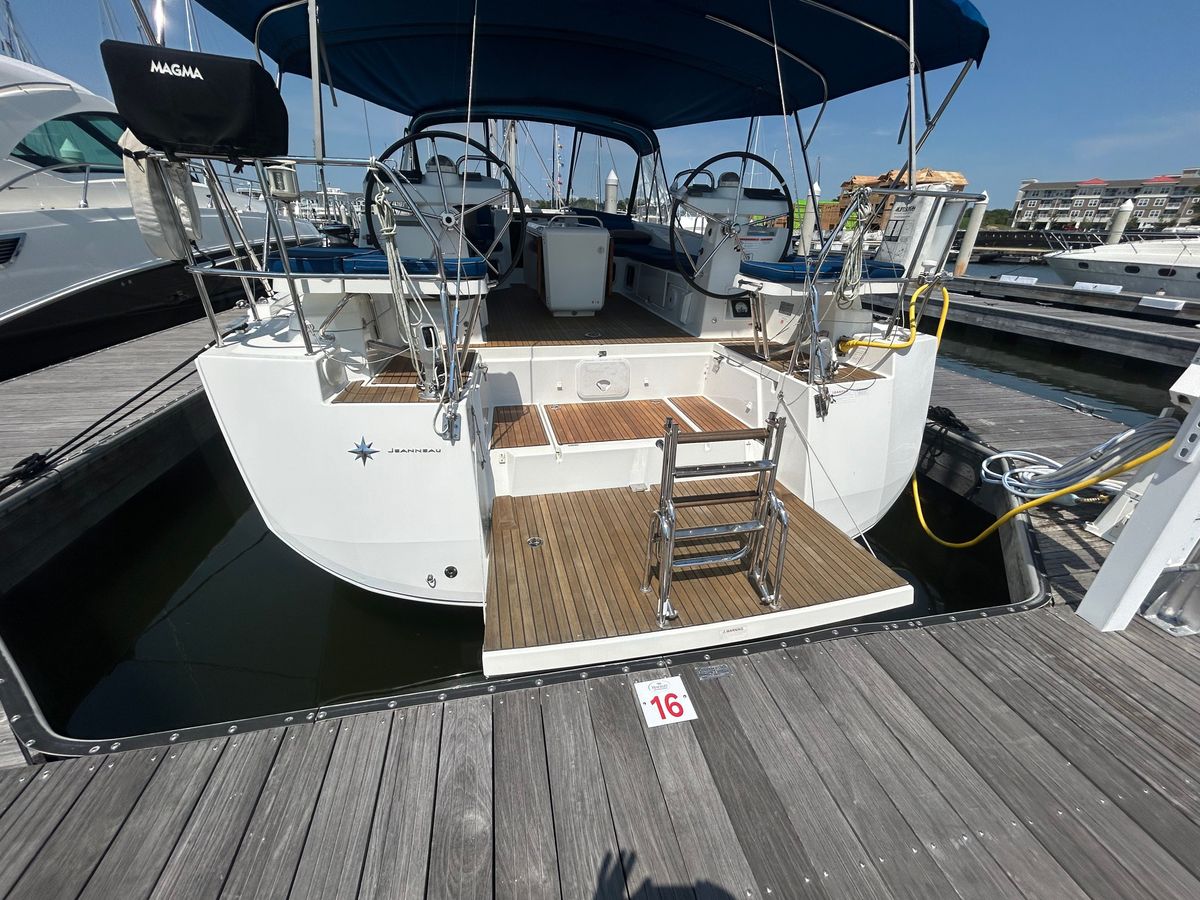 2017 Jeanneau 54 