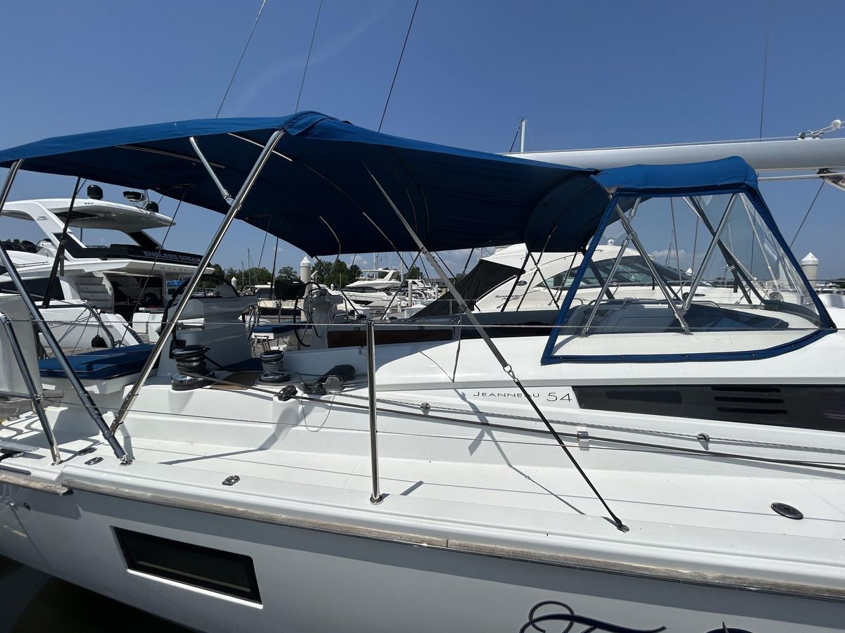 2017 Jeanneau 54 