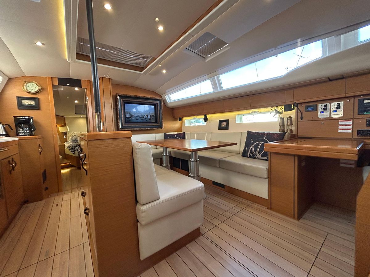 2017 Jeanneau 54 