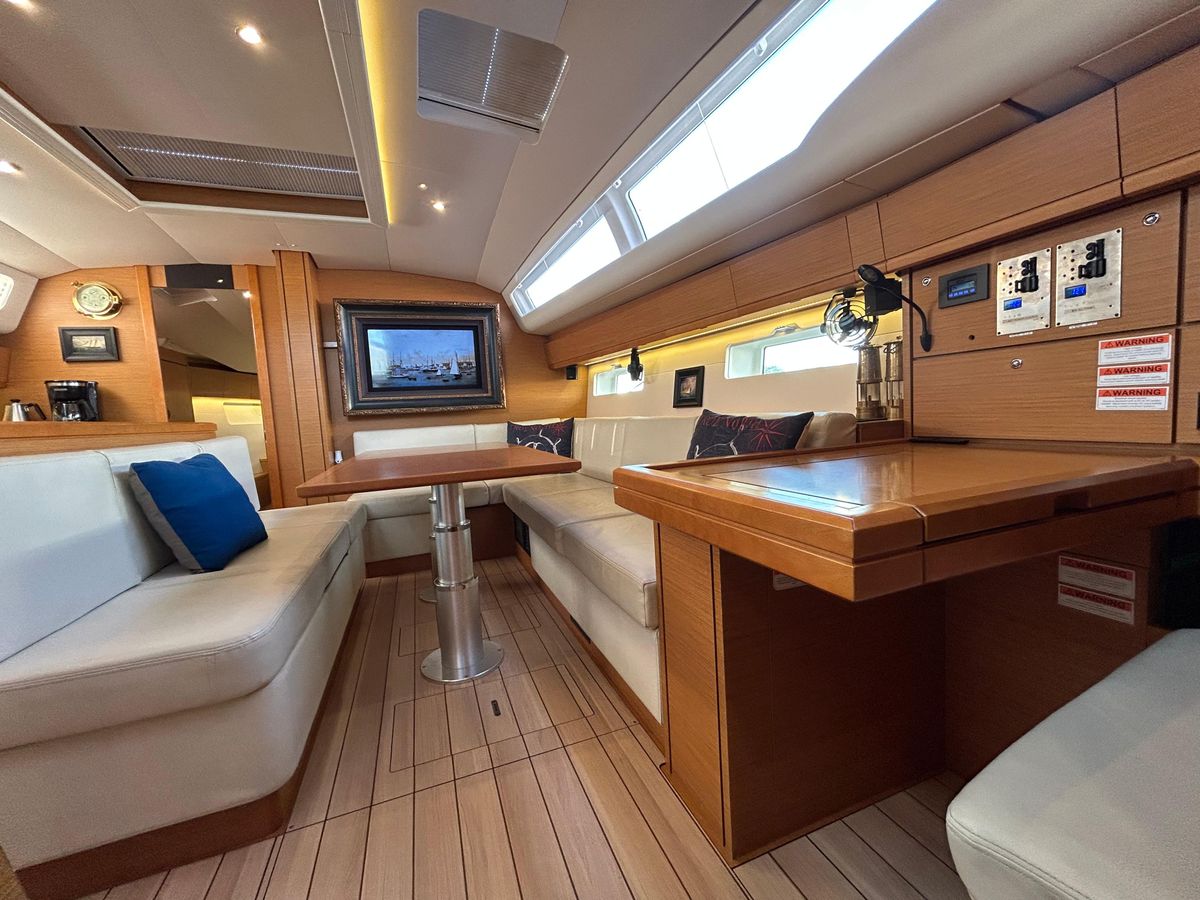 2017 Jeanneau 54 