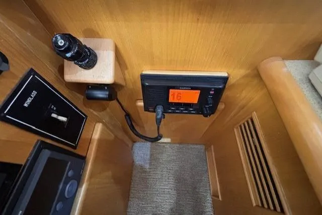 Aqua Billy Yacht Photos Pics Interior of 1995 Symbol Super Sedan with radio and flashlight setup.