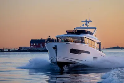Nimbus 495 Flybridge