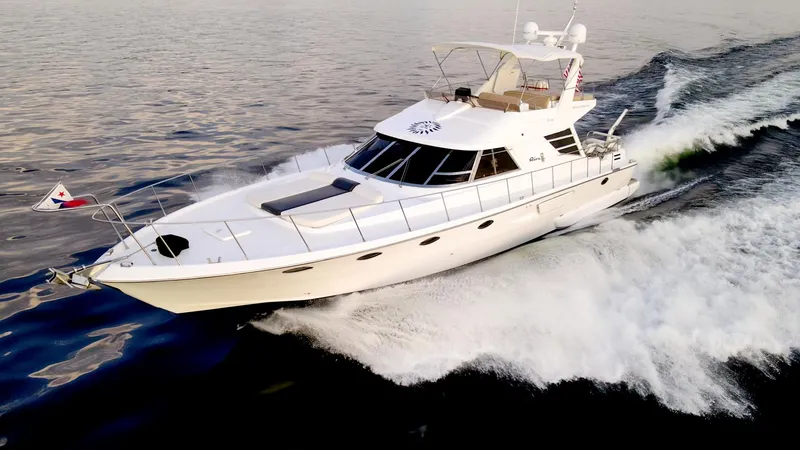 Bravissimo Yacht Photos Pics Running