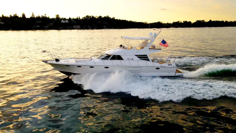 Bravissimo Yacht Photos Pics Running