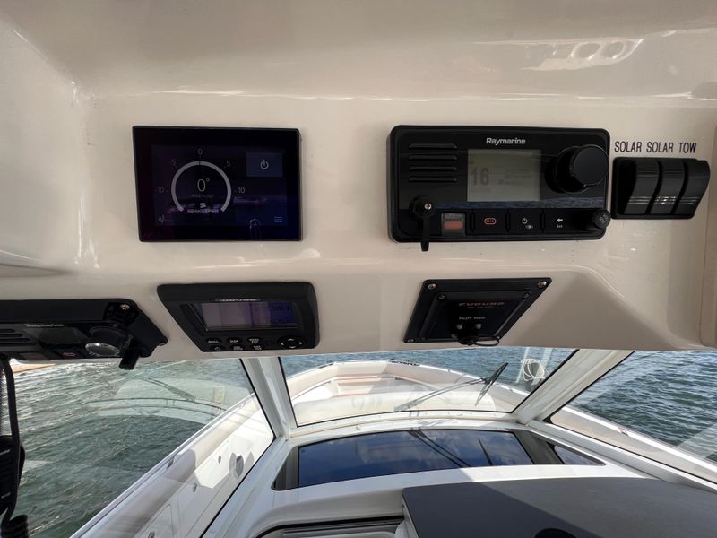 2020 Boston Whaler 420 OR