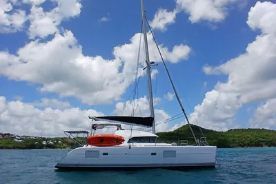 Lagoon LAGOON 380