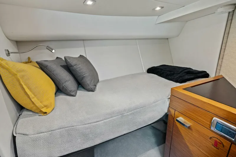 Eclipse Yacht Photos Pics 2016 Tiara Yachts 50 Flybridge - Stateroom