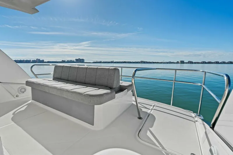 Eclipse Yacht Photos Pics 2016 Tiara Yachts 50 Flybridge