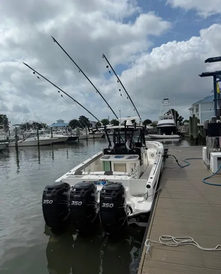 Joker's Jewel Yacht Photos Pics 