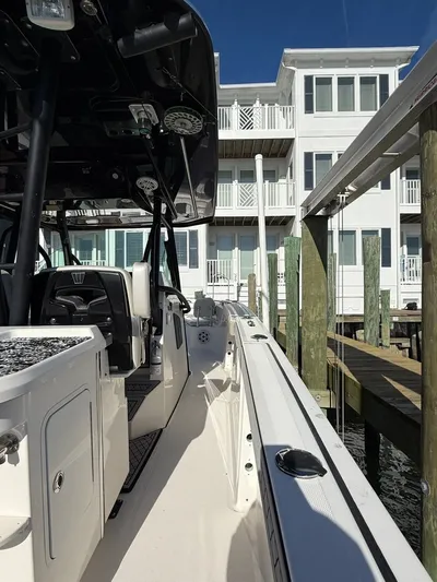 Joker's Jewel Yacht Photos Pics 