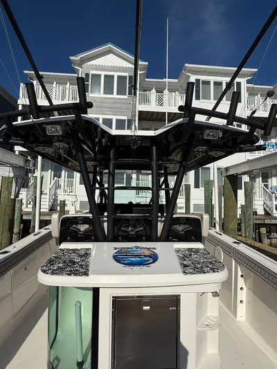 Joker's Jewel Yacht Photos Pics 