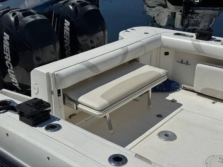  Yacht Photos Pics 2008 Boston Whaler 285 Conquest boat with dual Mercury engines and foldable seating.