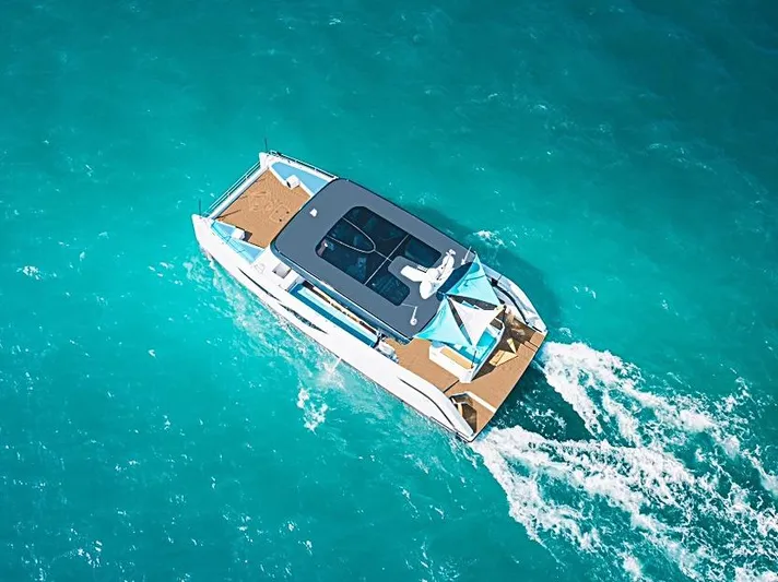 Diamond Yachts P55 Yacht Photos Pics 