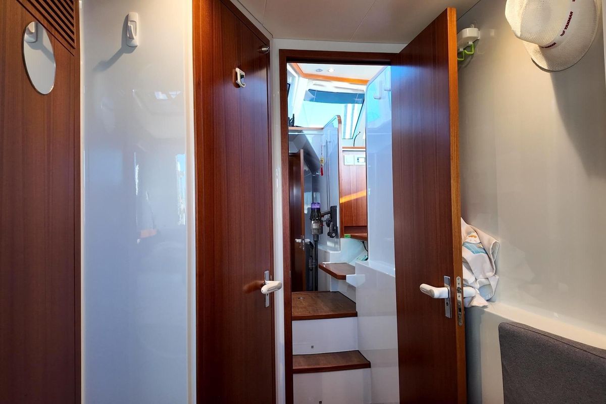 2022 HH Catamarans 54 