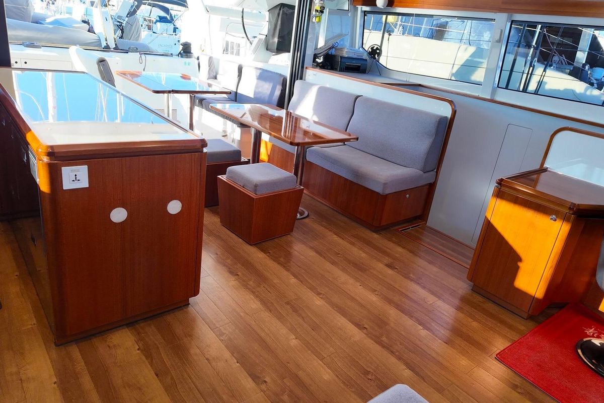 2022 HH Catamarans 54 