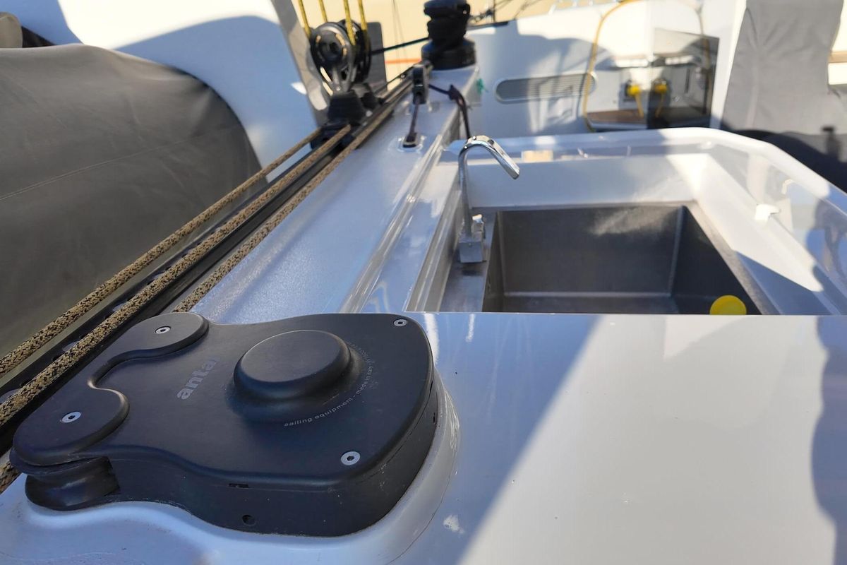 2022 HH Catamarans 54 