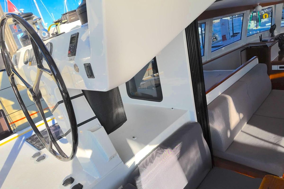 2022 HH Catamarans 54 