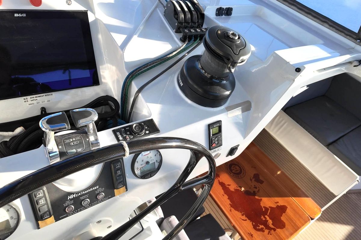 2022 HH Catamarans 54 