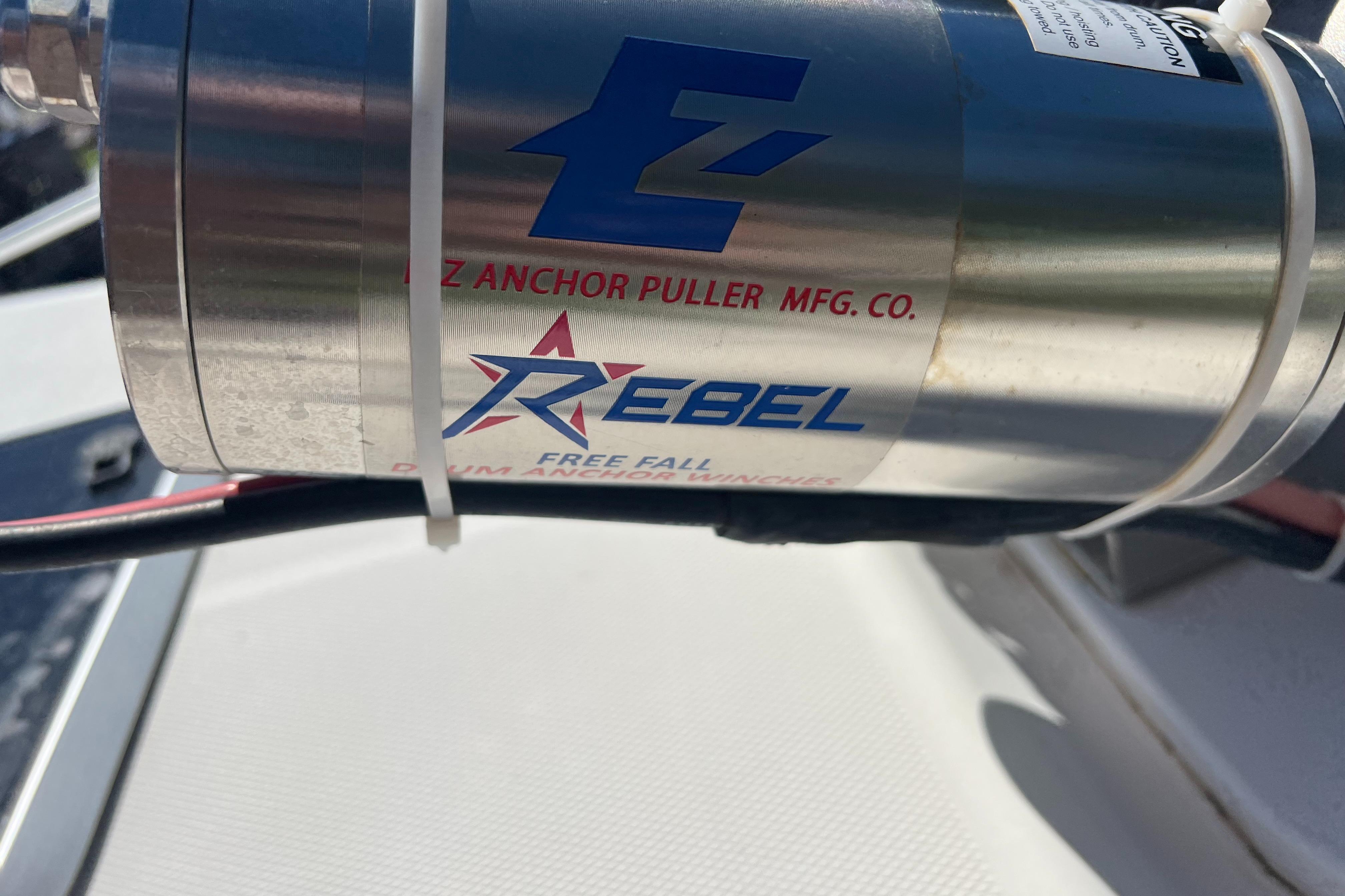 2004 SeaVee 32 Cuddy Inboard Diesel Center Console for sale YachtWorld