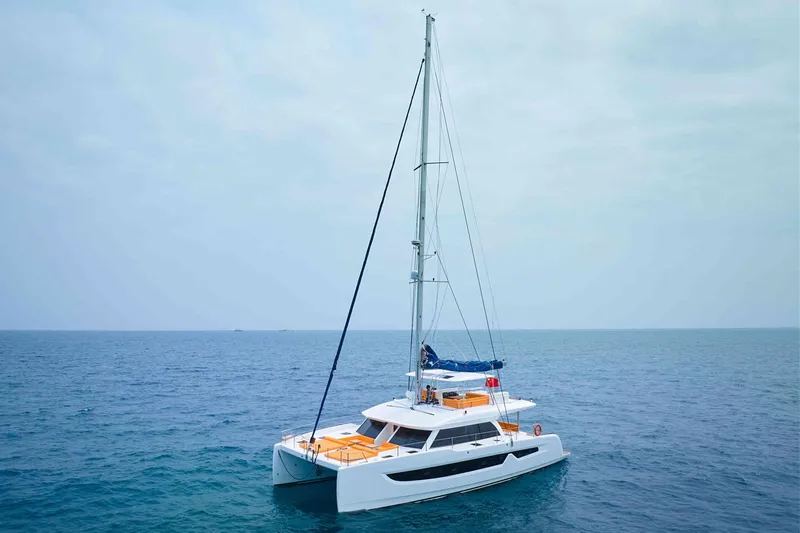  Yacht Photos Pics Manufacturer Provided Image