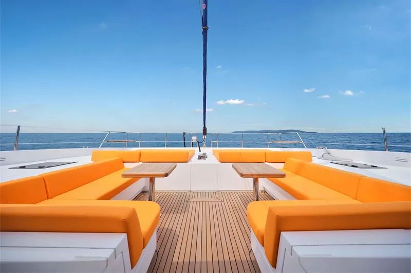  Yacht Photos Pics Manufacturer Provided Image