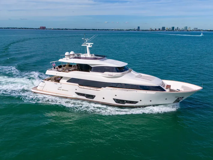 D'vinci Yacht Photos Pics 