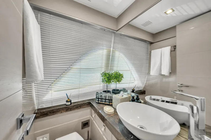 D'vinci Yacht Photos Pics 