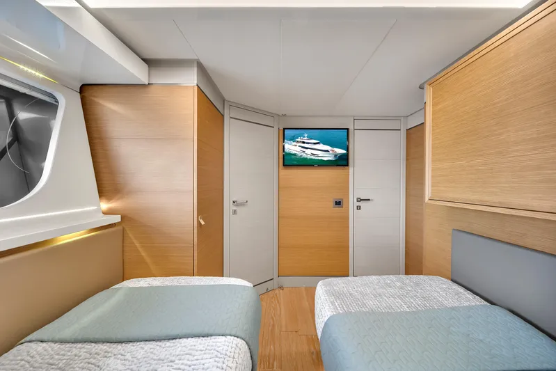 D'vinci Yacht Photos Pics 