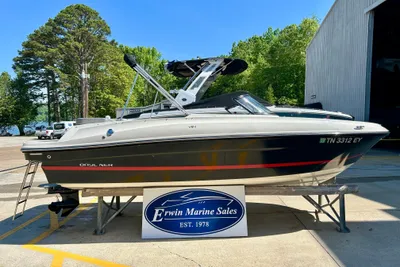 Bayliner VR4