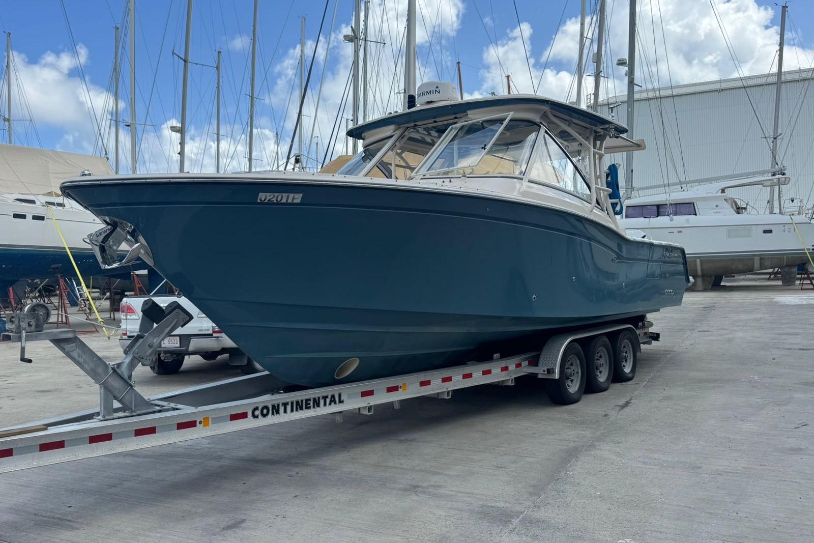 Grady-White Freedom 325