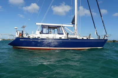 Tayana 48 CENTER COCKPIT
