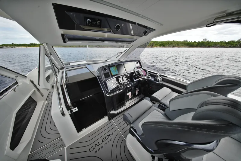  Yacht Photos Pics Interior of 2023 Galeon 400 XL yacht with modern helm and luxurious seating.