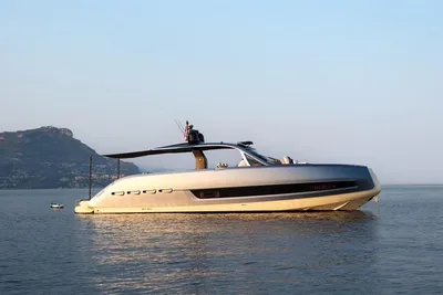 2023 Invictus 460TT