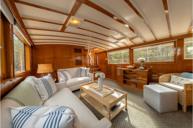 Somerset Yacht Photos Pics 