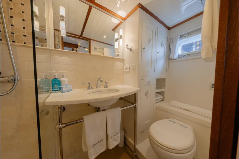 Somerset Yacht Photos Pics 