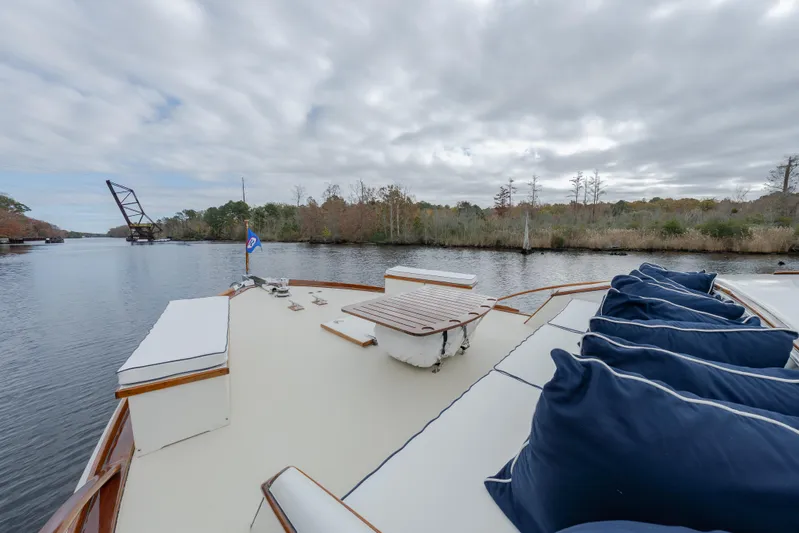 Somerset Yacht Photos Pics 