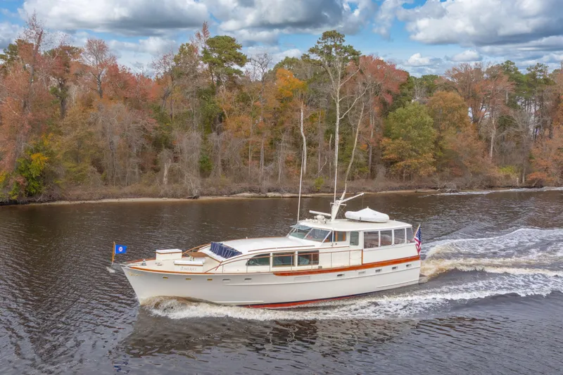 Somerset Yacht Photos Pics 