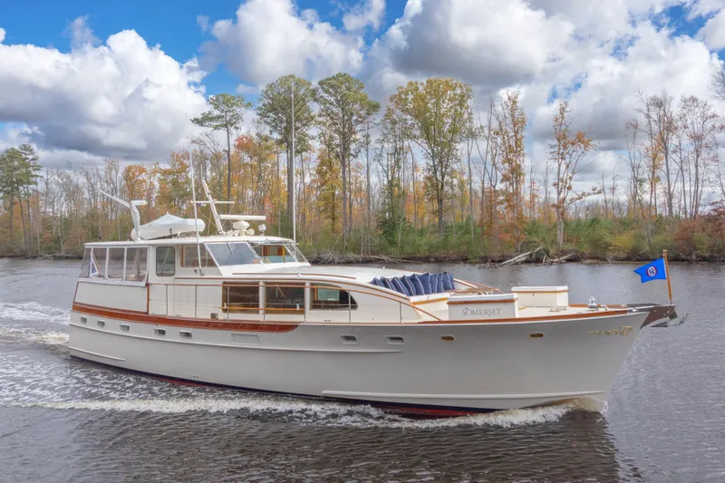 Somerset Yacht Photos Pics 