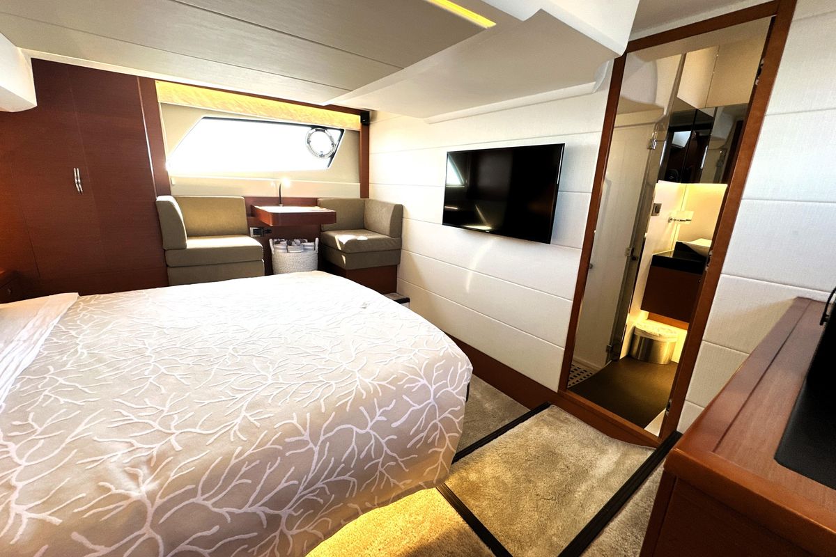 2016 Prestige 50 