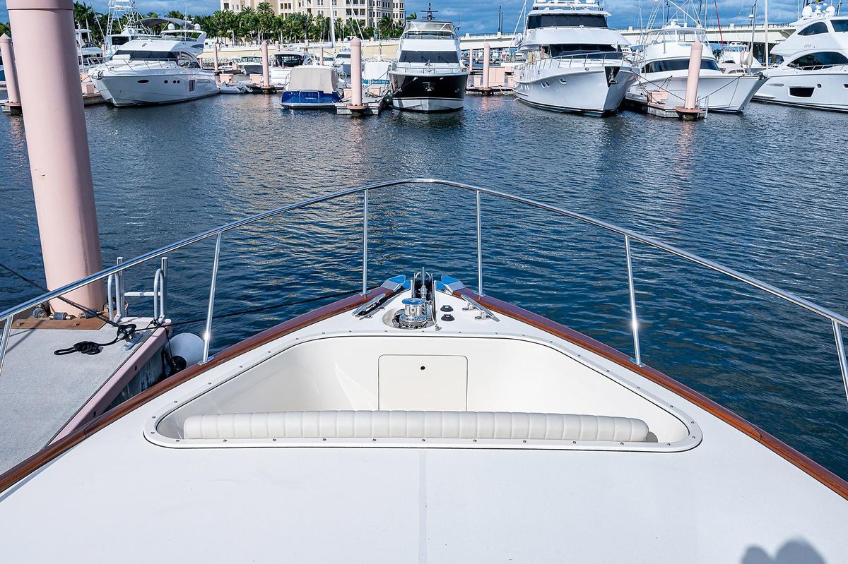 2019 Palm Beach Motor Yachts 55 