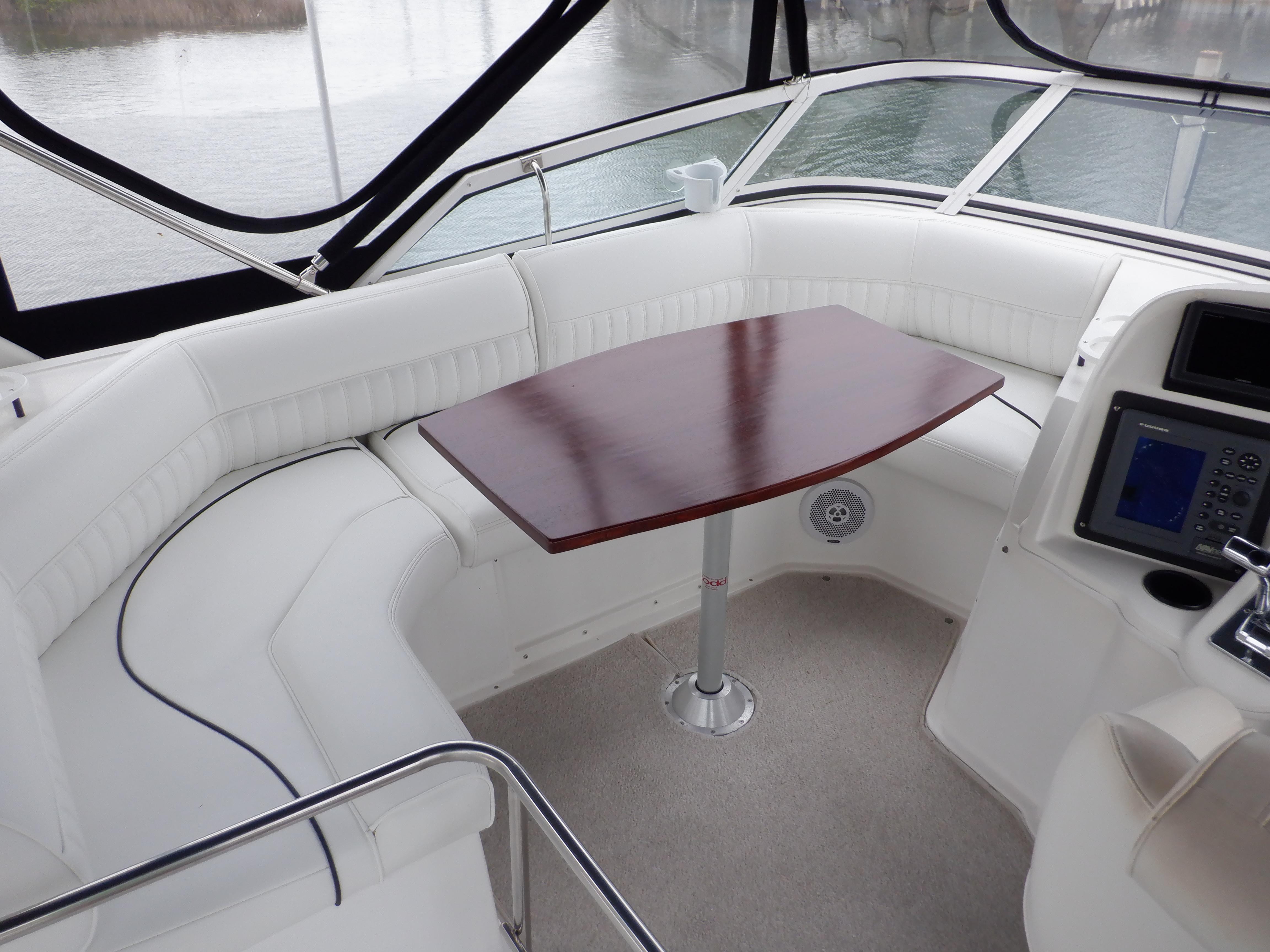 cruisers 3750 motor yacht review